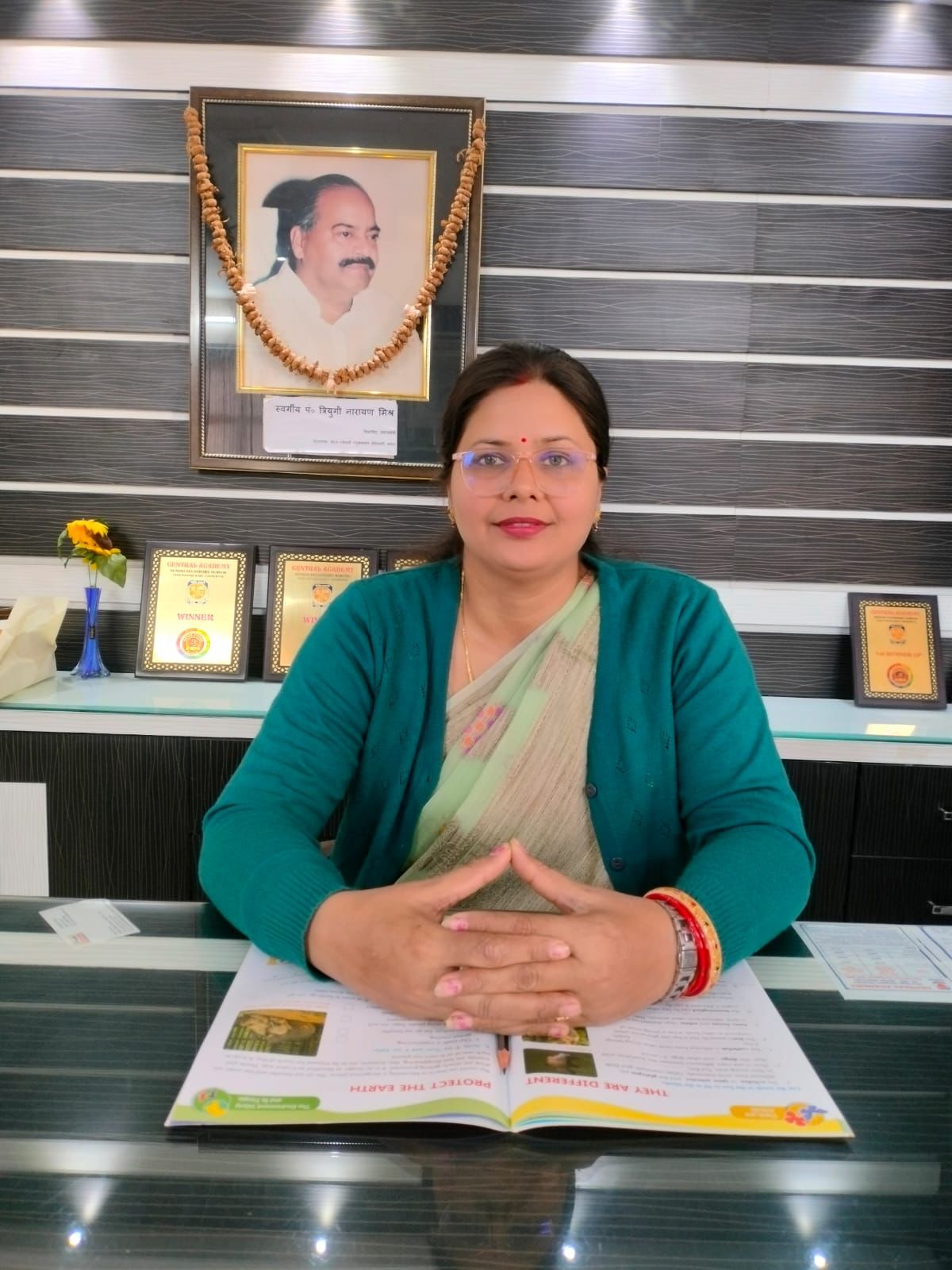 Mrs. Shalini Tiwari, Principal, Central Academy Bargadwa
